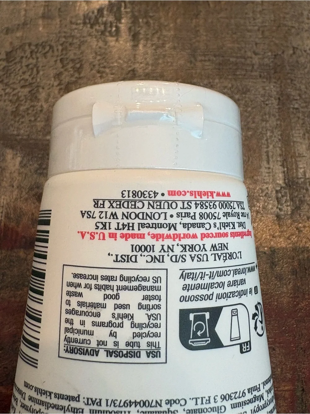 New KIEHLS Ultra Facial Barrier-Hydrating CLEANSER Cream-to-Foam!